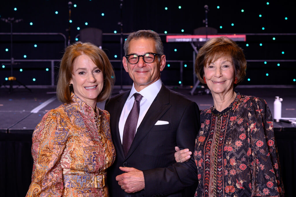 Sue & Greg Lewis, Milicent Lewis (Photo by Mark Katz, Michelle West, Jeff Fitlow)