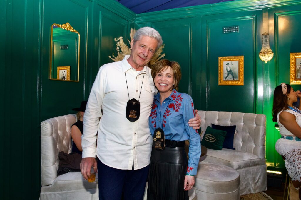 Bobby Dees & Hallie Vanderhider in the Cotton 'Q Club's posh Gold Pony Lounge (Photo by Ashley Patranella, Painted Peacock Photography)