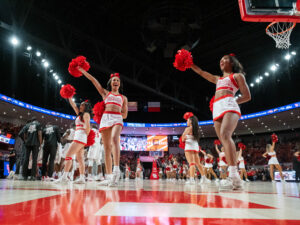 The Houston Cougars defeated the Oklahoma State Cowboys 79-63, behind Jamal Shead’s 23 points. Coach Kelvin Sampson was given to technical fouls and ejected from the game in the 2nd half at the Fertitta Center