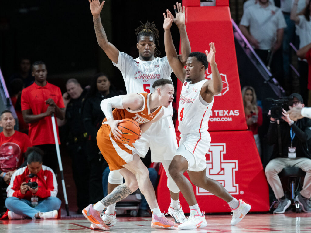 No. 3 Houston's defense overwhelmed Texas throughput the game. (Photo by F. Carter Smith)
