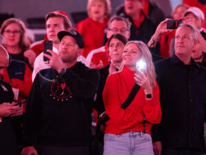 The #2 Houston Cougars defeated the #6 Iowa State Cyclones Monday at the Fertitta Center