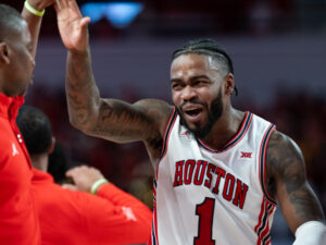 The #2 Houston Cougars defeated the #6 Iowa State Cyclones Monday at the Fertitta Center