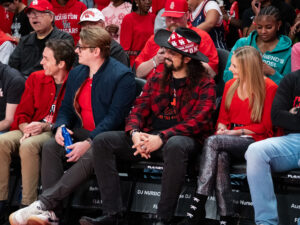 The #2 Houston Cougars defeated the #6 Iowa State Cyclones Monday at the Fertitta Center