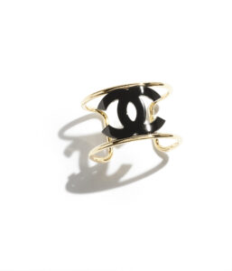 530 chanel_cuff-bracelet-in-metal-and-resin-abd158-b16632-nx965-HD