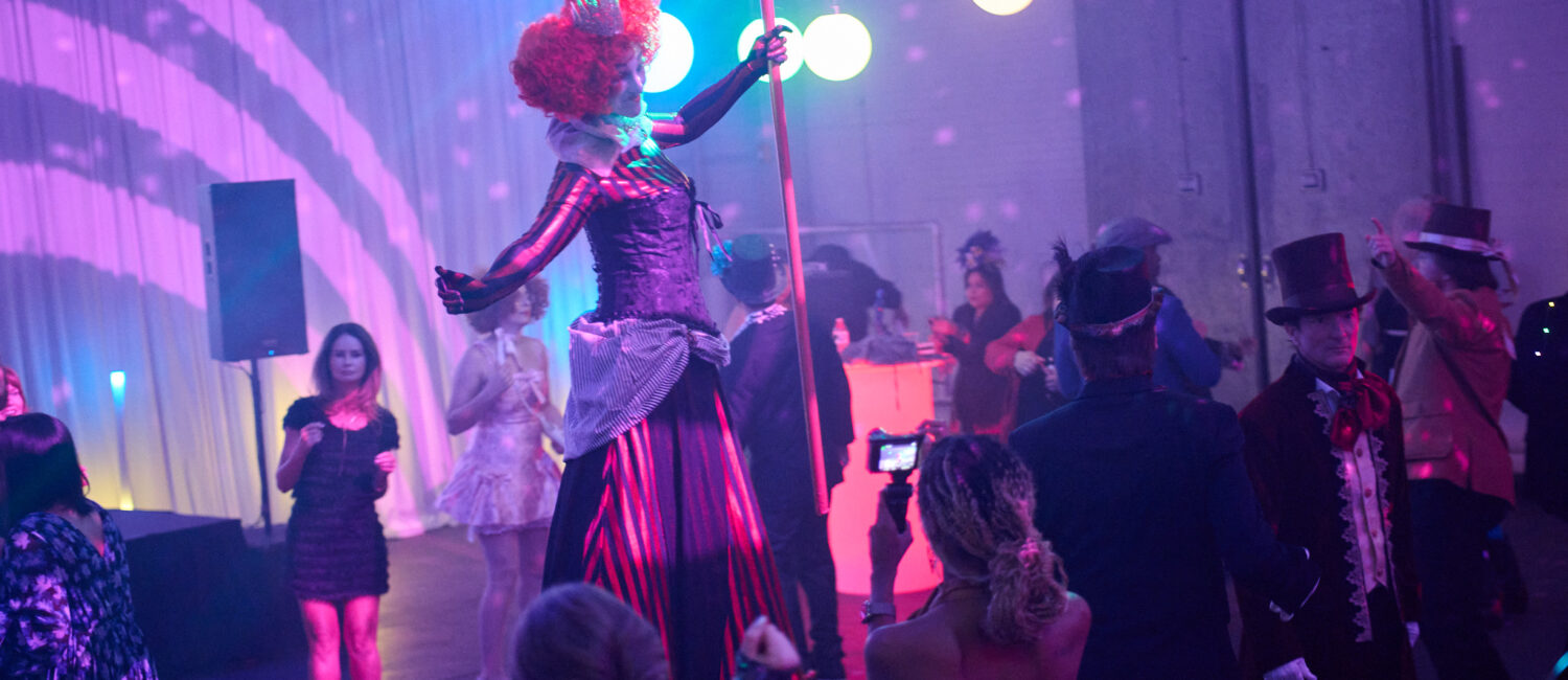 The Red Queen leads the dance party at Fresh Arts Wonder Ball. (Photo by Charlie Horse Photography)