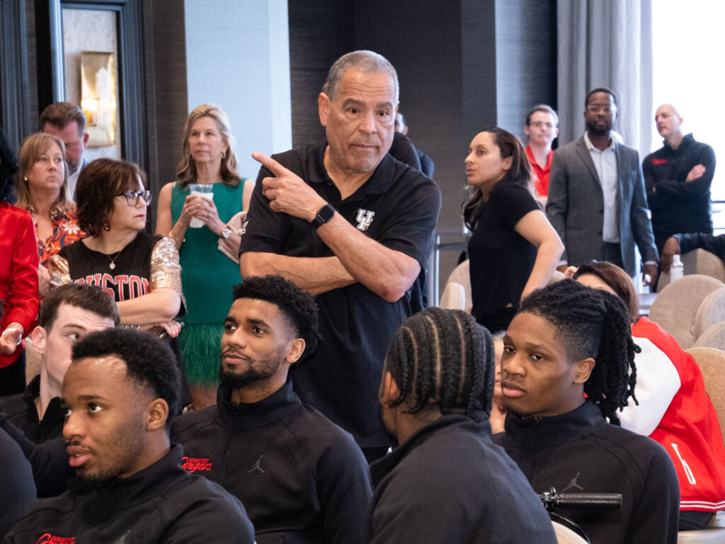 University of Houston coach Kelvin Sampson always tries to share knowledge with his team. Selection Sunday included. (Photo by F. Carter Smith)