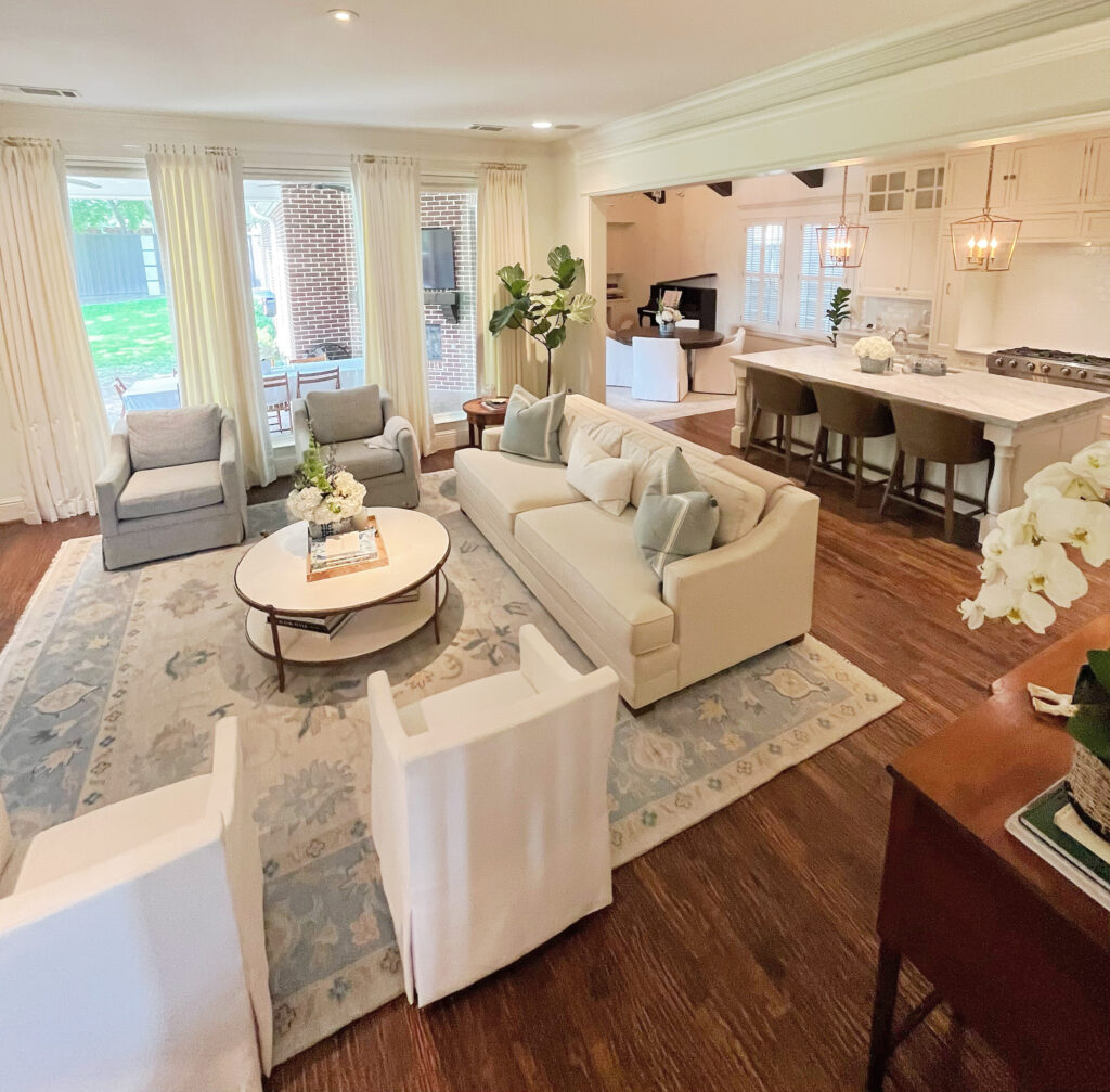 Like all good ideas, DFW Textile Sourcing was born out of a need.