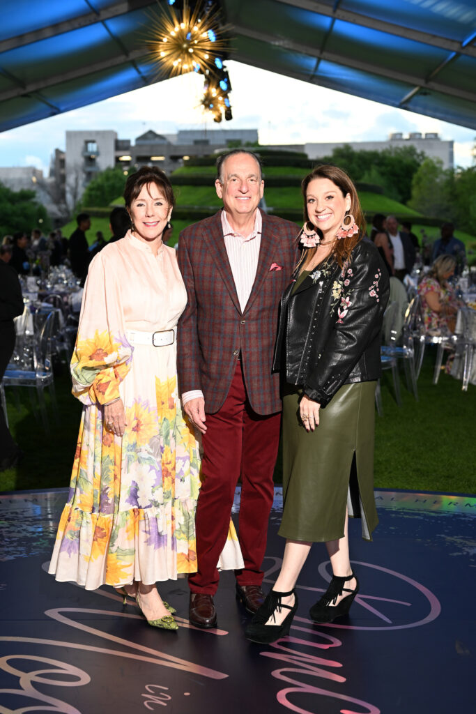 Elizabeth & Alan Stein, Laura Stein at Memorial Hermann's 20224 Dancing in the Moonlight fundraiser (Photo by Daniel Ortiz)