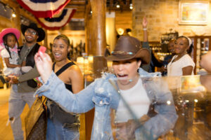 LeToyaLuckett-81 (Photo by Yvonne Perala Creative)