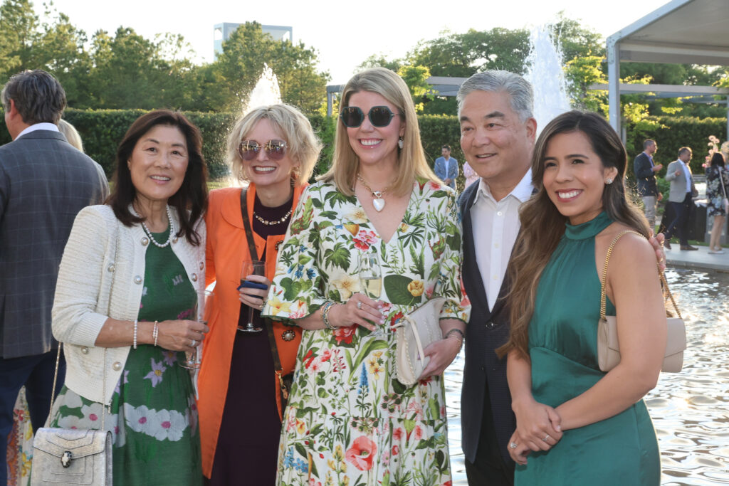 Linda Chiang, Neely Nelson, Claudia Kreisle, Willie Chiang, Lupe Bustamente at Memorial Hermann's Dancing in the Moonlight fundraiser (Photo by Priscilla Dickson)