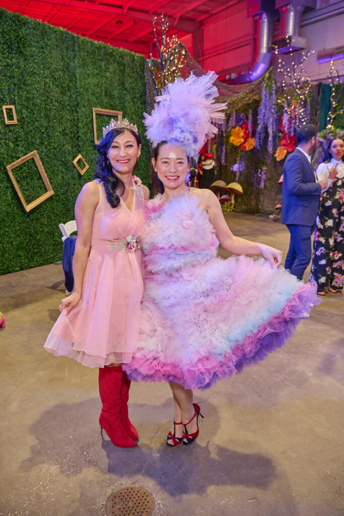 Rouzi Sagisaka, co-chair Eva Sagisaka at Fresh Arts Wonder Ball (Photo by Charlie Horse Photography)