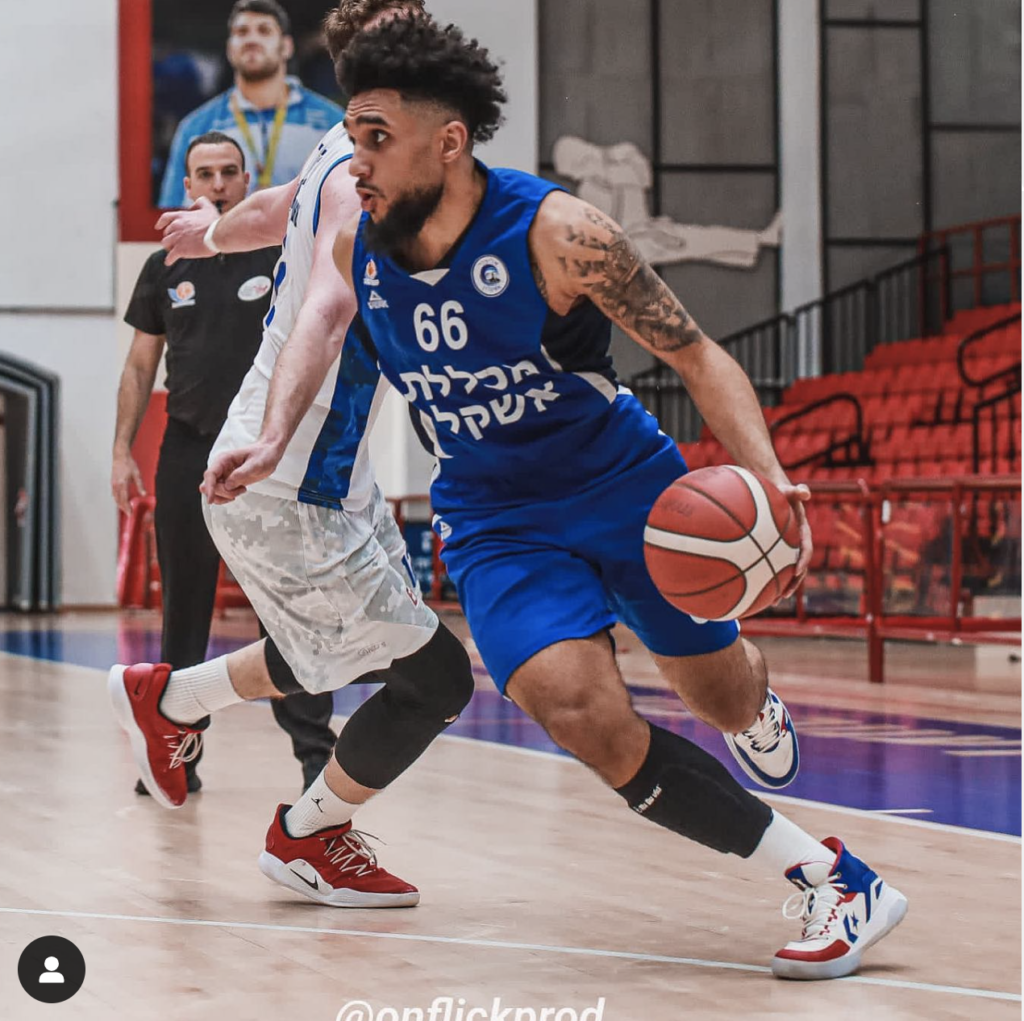 D.J. Sharp plays shooting guard like his little brother — University of Houston standout Emanuel Sharp.