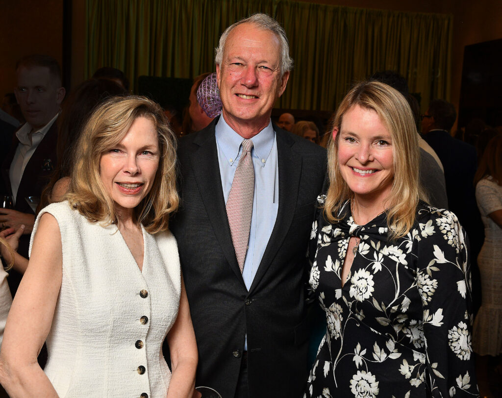 Cissy Wilkerson, Stephen & Anne Hamman Brollier at the Communities in Schools of Houston dinner