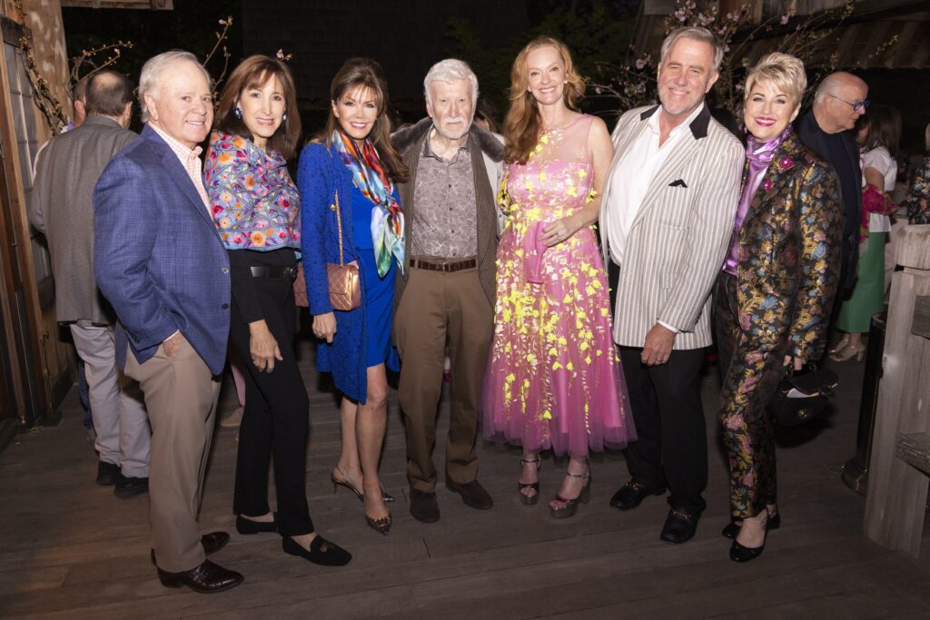 Ronnie Casey, Pennie Casey, Robin Froeschke, Paul Dorman, Molly Moon Jones. Walter Stucker, Ronda Stucker. (Photo by Sharon Ellman)