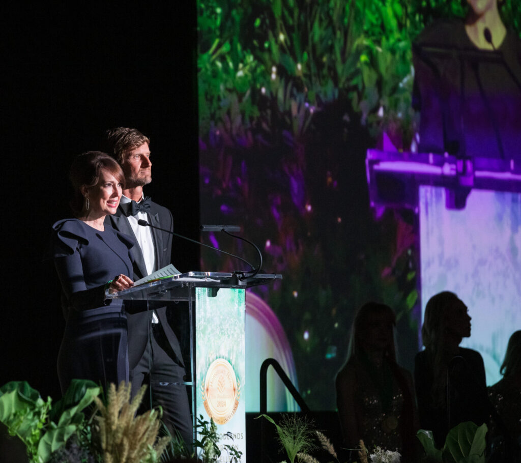 Hometown Heroes co-chairs Julie and Scott Lile kicked off the gala.
