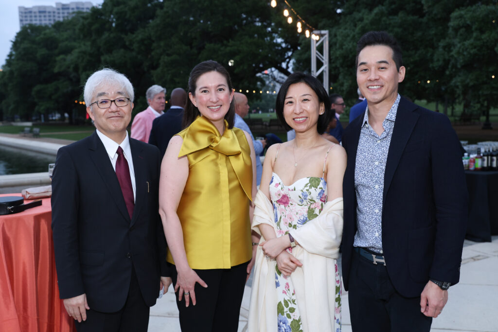 Houston Consul General of Japan Zentaro Naganuma, Patsy Brown, Jaewon & Robert Gondo at the Hermann Park Conservancy 'Evening in the Park' (Photo by Priscilla Dickson)
