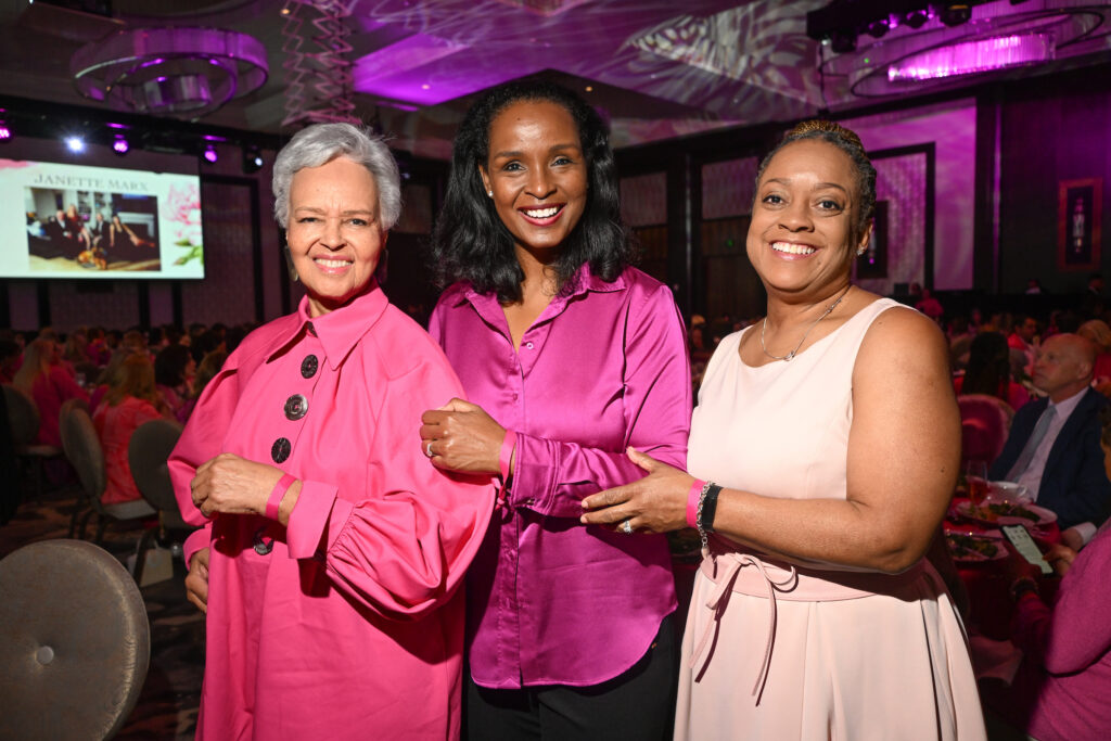 Gayla Gardner, Winell Herron, Rhonda Williams. Photo by Daniel Ortiz.
