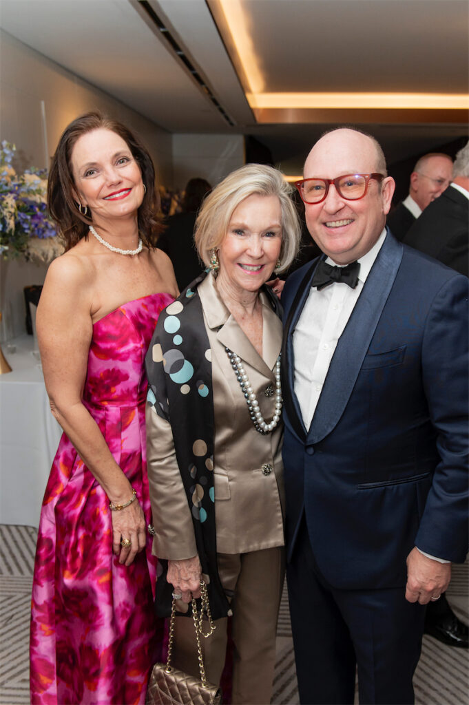 Lucrecia Waggoner, Betsy Waggoner, John Waggoner (Photo by Tamytha Cameron and Celeste Cameron)