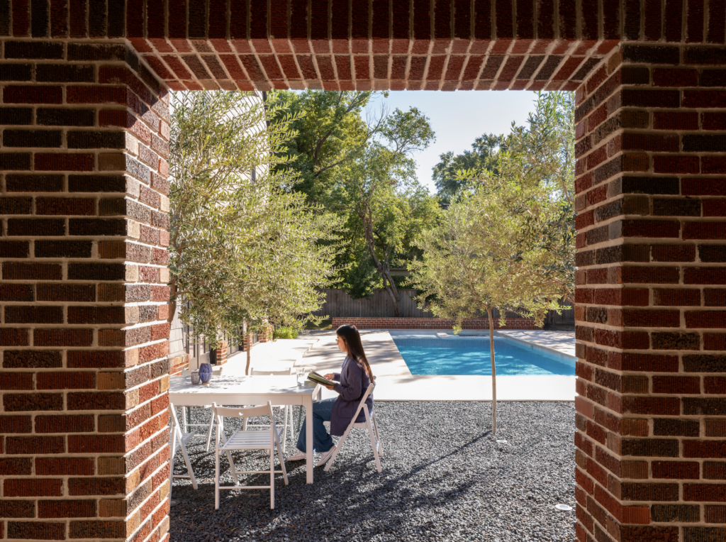 Falon Land Studio and Rivers Barden collaborated hand-in-hand to bring the vision to life. (Photography by Leonid Furmansky)