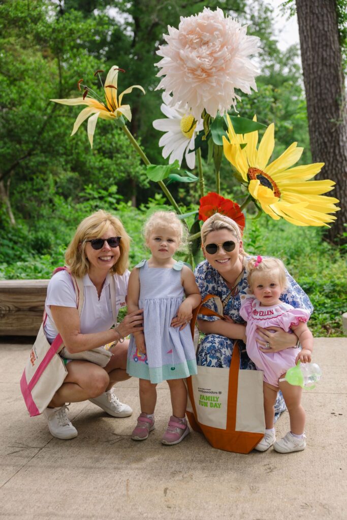Suzanne Grant, Jordan Rutherford and toddlers at the Ambassadors for Texas Children’s Hospital Family Fun Day (Photo by Johnny Than)