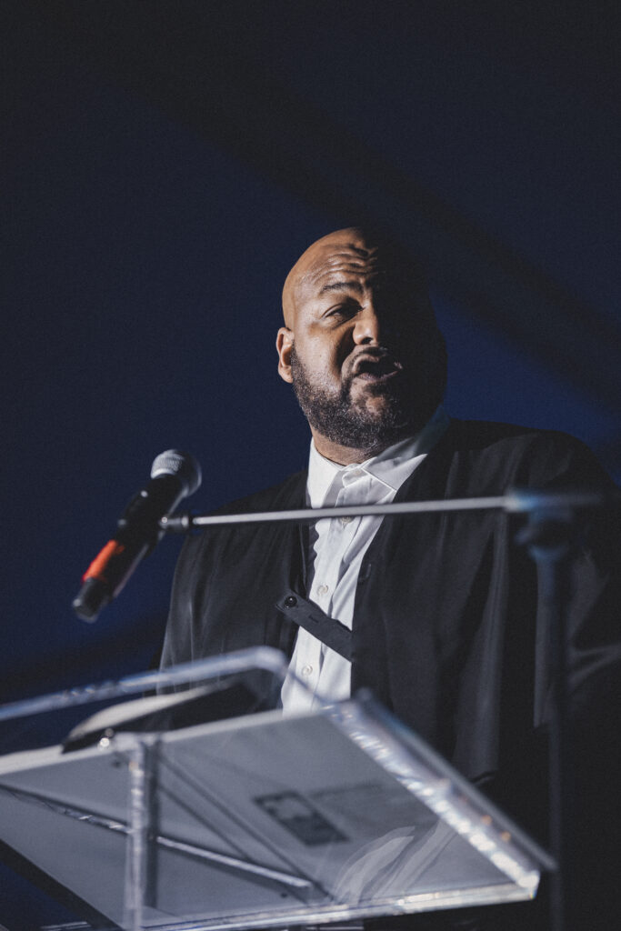 Storyteller Walter Hull at Project Row Houses' 30th Anniversary Gala (Photo by David “Odiwams” Wright)