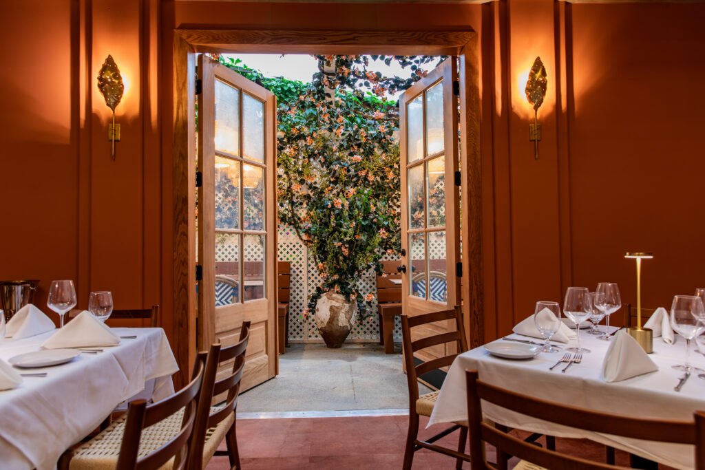 Guests can also hangout on the patio at Nikki Greek Bistro. (Photo by Samantha Marie Photography)