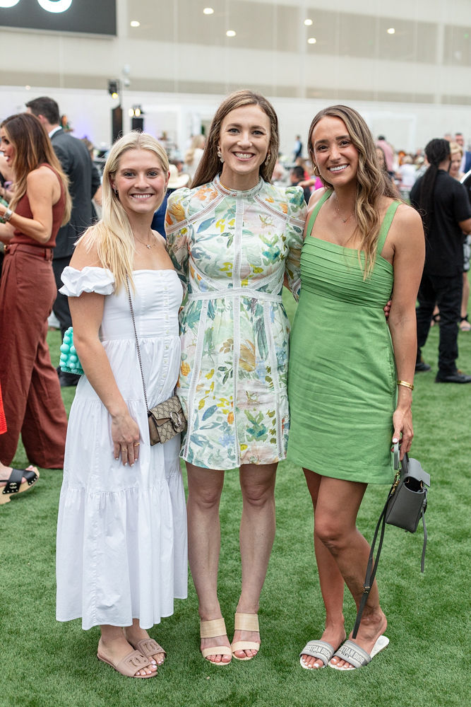 Carly Fuhrmann, Lisa Garland, Chelsea Pfleg. (Photo by Clint Brewer)