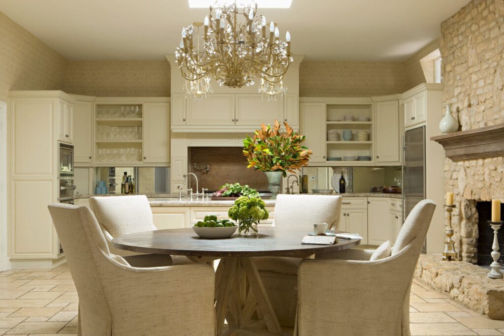 Jackson Paige Interiors: equestrian property. (Photography by Karyn Millet)