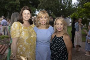 Hidden Gardens – Paige Pate, Olivia Kearney, and Lauri Lawrence attend the Patron Party May 3. (Photo by Sharon Ellman)