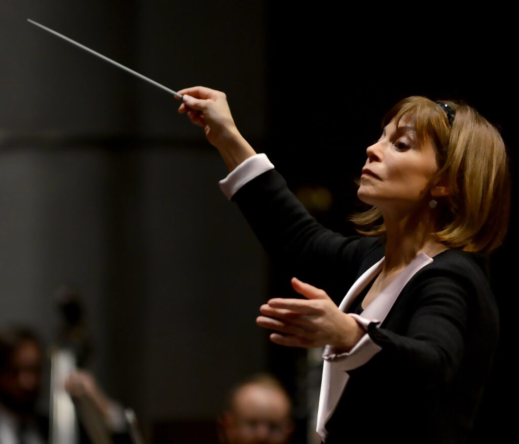 JoAnn Falletta conducting (Photo by David Adam Beloff)