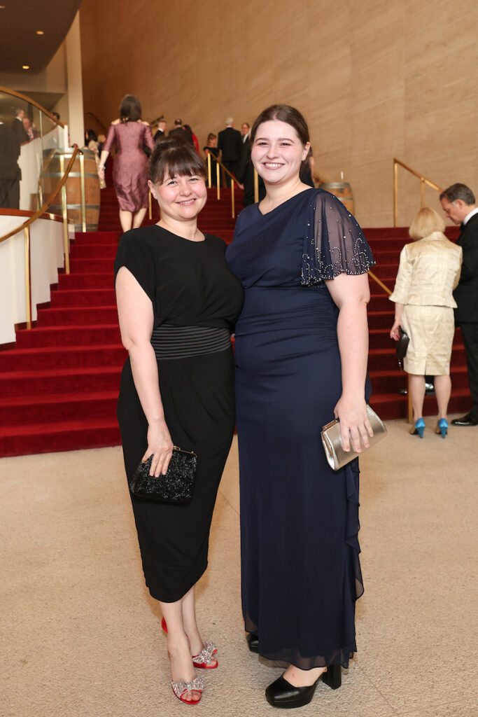 Lydia Gold, Karen Gold at the Houston Symphony Wine Dinner & Collector's Auction. (Photo by Priscilla Dickson)