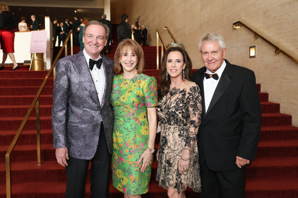Ralph Burch & Vicki West, Joan & Robert Duff at the Houston Symphony Wine Dinner & Collector's Auction. (Photo by Priscilla Dickson)