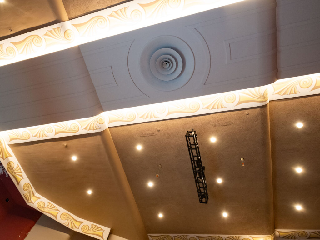 River Oaks Theater's historic touches are being saved in this renovation. (Photo by F. Carter Smith) 