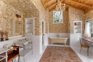 San Ysidro Ranch Lilac Cottage bathroom