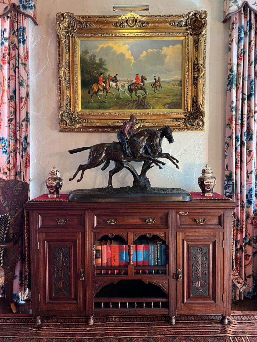 dallas estate sales marilyn hoffman memorial day 2024 – 43 (Photo by Dallas Estate Sellers)