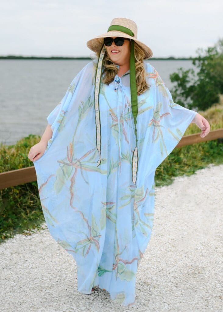 AvA effortless fashions range in size from XS to double XL. 