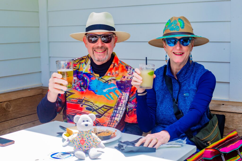 Partygoers enjoying the Houston Area Parkinson Society fundraiser