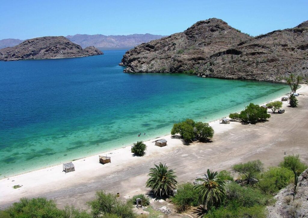 The remoteness of Bahía Concepción is one of the things that makes it so enchanting and endearing.