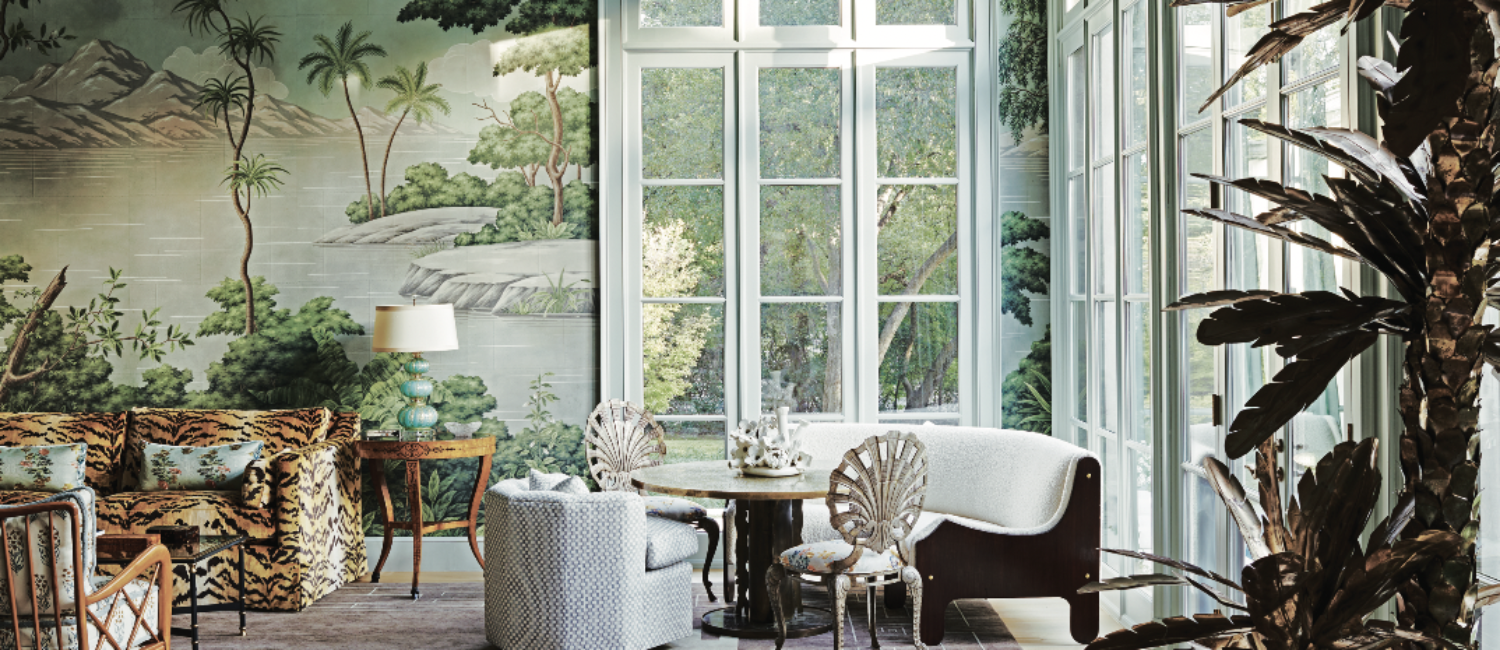Julie Hayes and Merry Vose in the Dallas retailer's Preston Hollow Home (Photo by Richard Powers)