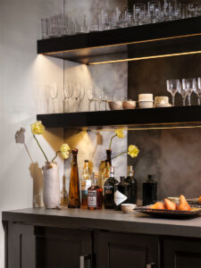 Designer Jean Liu kids home wet bar – university park dallas (Photo by Lisa Petrole)