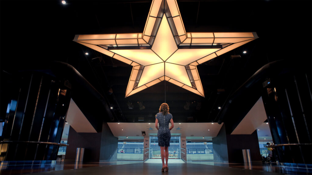 AMERICAS_SWEETHEARTS_Dallas_Cowboys_Cheerleaders_S1_E4_00_32_52_10