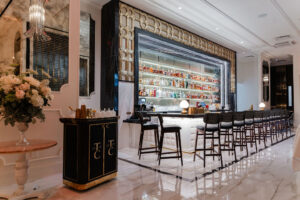 The Bar at Turner’s Cut (Photo by Brian Kennedy)