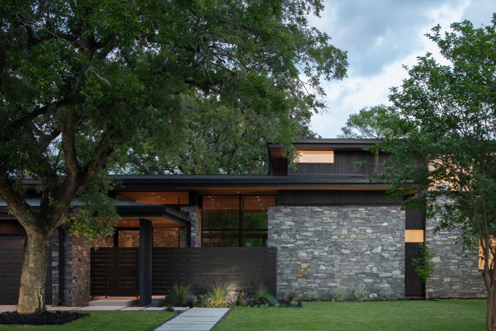 StudioMET is a collective of architects, craftsmen, artists and designers.