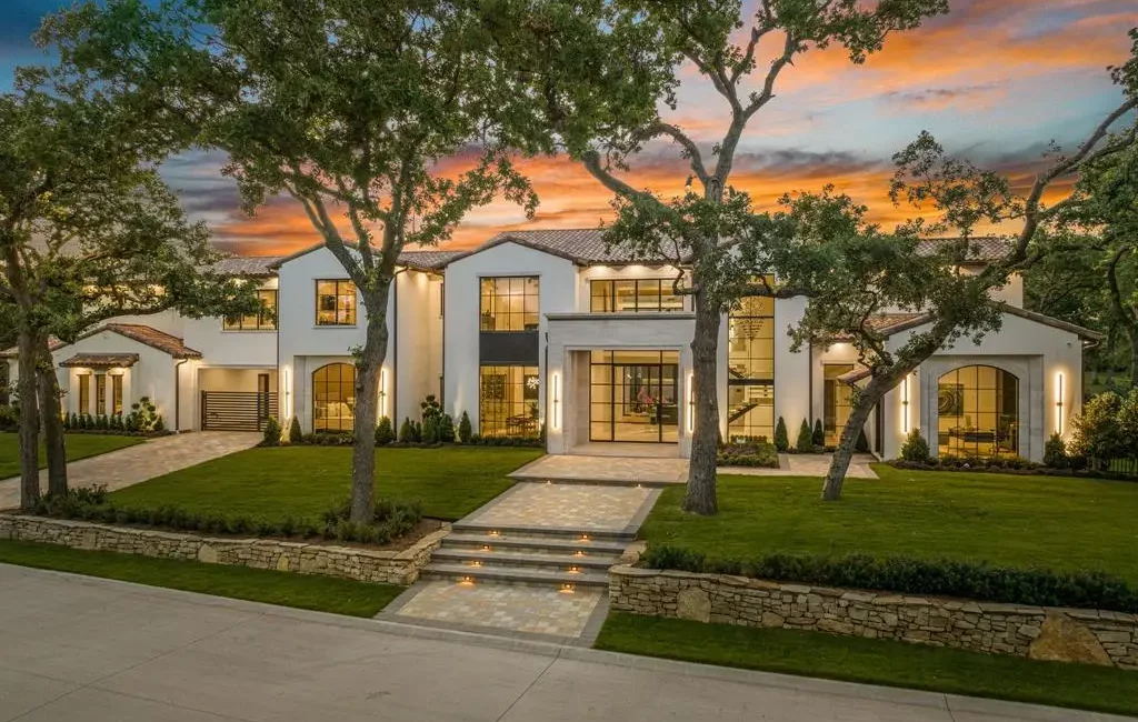 Westlake – 1609 Meandering Way Drive – walls of glass