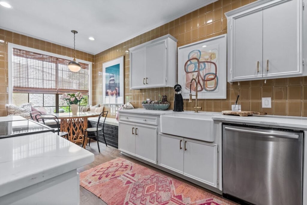 Cobb also installed new quartz countertops in the kitchen. 