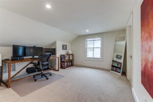 dallas oak cliff real estate Jim Martinez landscape 15 (Photo by Micalizzi Real Estate)