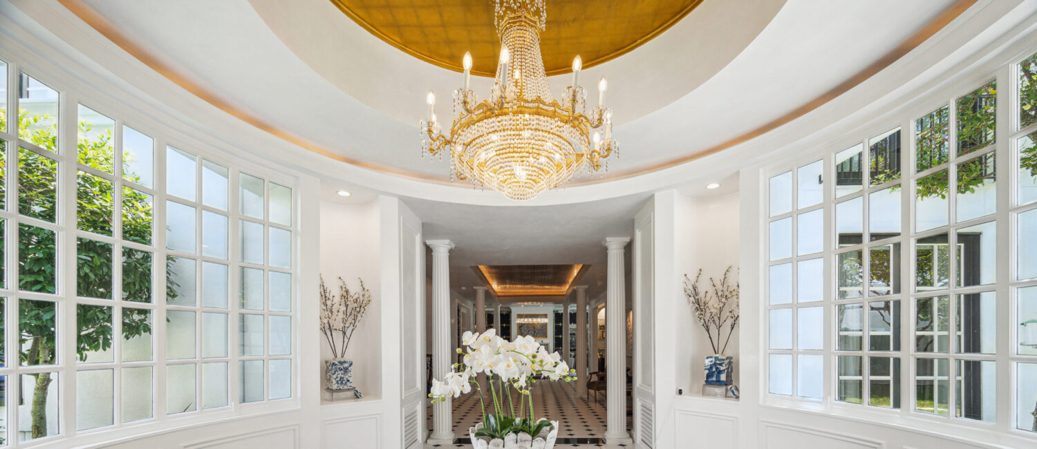 Regal reception spaces at 2411 River Oaks Boulevard help set the home of the late Texs governor John Connally apart. (Photo by TK Images for Compass)