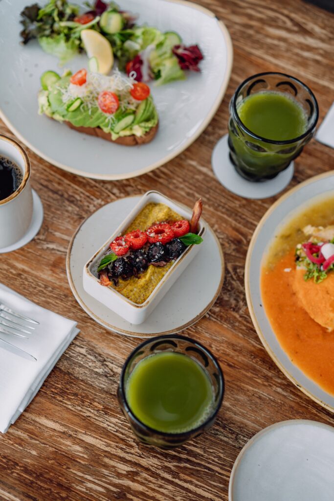 Palmaïa’s clean eating program offers a culinary experience centered on pure, conscious nutrition. World-class chefs craft each dish from scratch, focusing on creativity and optimal health by eliminating toxic ingredients, preservatives and ultra-processed components. (Photo courtesy Palmaïa-The House of Aïa)