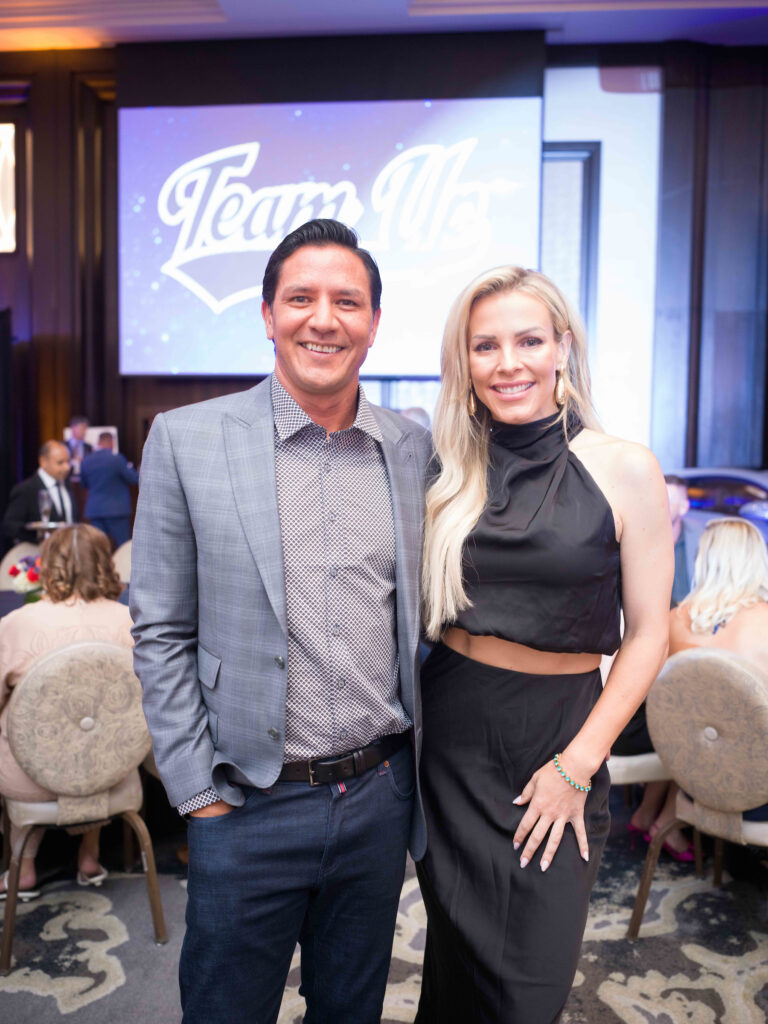 Brian Chind & Lindsey Yates at the 'Team Up' fundraiser (Photo by Daniel Ortiz)