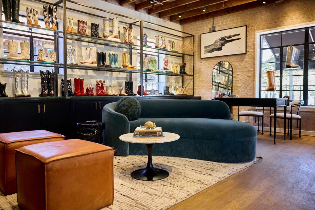 Miron Crosby Dallas retail news